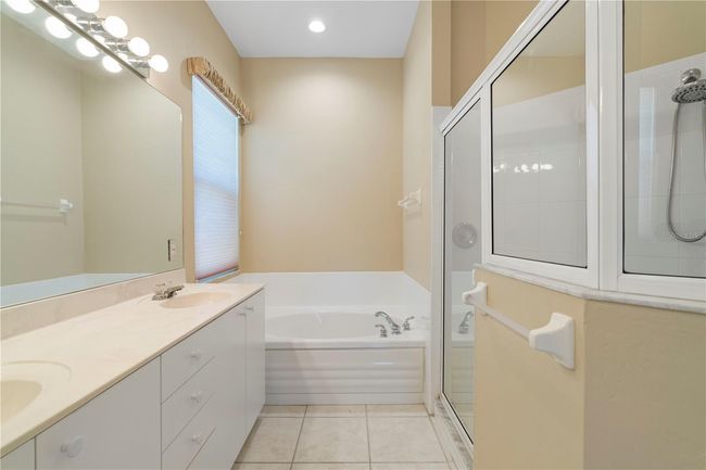 UNIT-112 - 1519 Atares Dr, Condo with 3 bedrooms, 2 bathrooms and null parking in PUNTA GORDA FL | Image 37