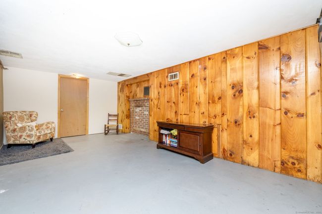142 Cedar St, House other with 3 bedrooms, 2 bathrooms and null parking in Wethersfield CT | Image 22