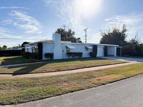 2313 Wabasso Dr, West Palm Beach, FL, 33409-6166 | Card Image