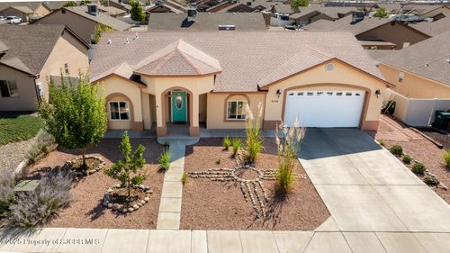 800 Monarch St, Farmington, NM, 87401-4433 | Card Image
