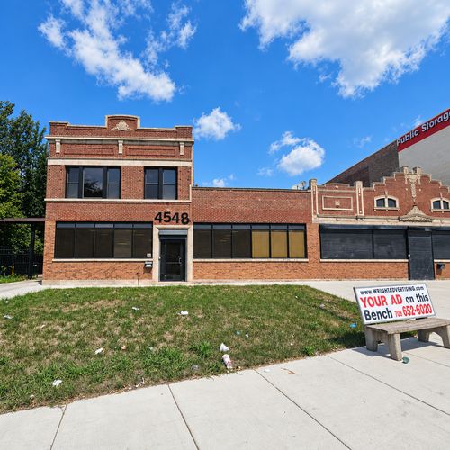 4542 W Cermak Road, Chicago, IL, 60623 | Card Image