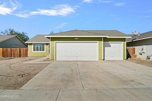 152 Westward Ln, Fernley, NV, 89408-7105 | Card Image