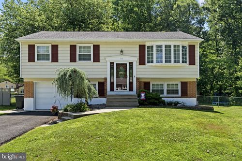 313 Signey Ln, SOMERDALE, NJ, 08083-2601 | Card Image