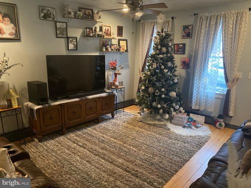 1202 Conrad St, WILMINGTON, DE, 19805-3639 | Card Image