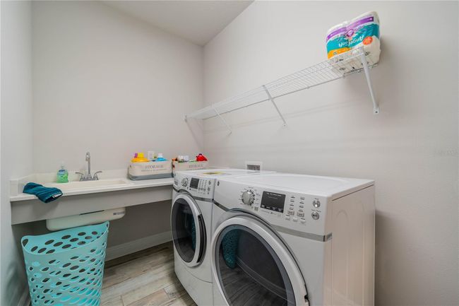 5538 Spanish Moss Cv, House other with 3 bedrooms, 2 bathrooms and null parking in BRADENTON FL | Image 12