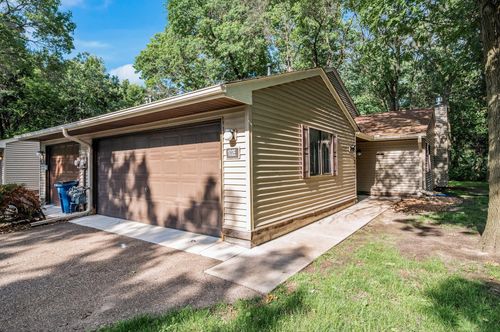 e-102 South Dr, Circle Pines, MN, 55014-3302 | Card Image