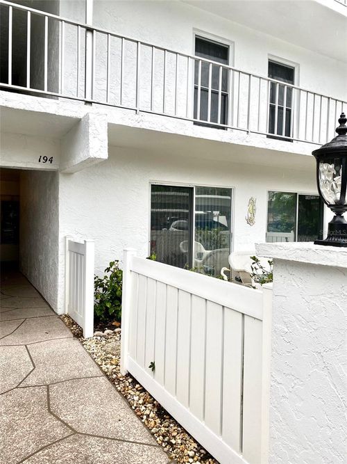 apt-j194-1655 S Highland Ave, CLEARWATER, FL, 33756-6315 | Card Image