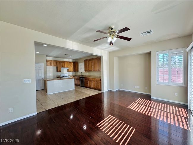 7906 Tolbooth St, House other with 4 bedrooms, 2 bathrooms and null parking in Las Vegas NV | Image 5