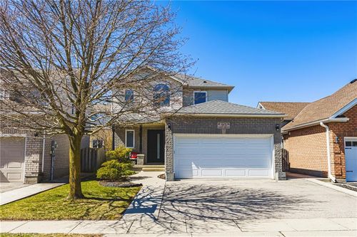 95 Light Dr, Cambridge, ON, N1T1Y3 | Card Image