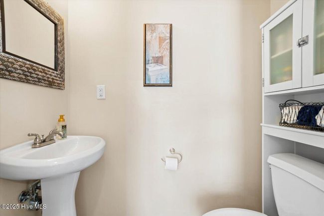 Powder Room | Image 7