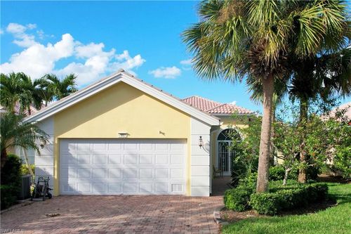 7983 Valentina Ct, NAPLES, FL, 34114-2690 | Card Image