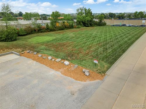 1160 Walters Way Ln, Olivette, MO, 63132-2200 | Card Image