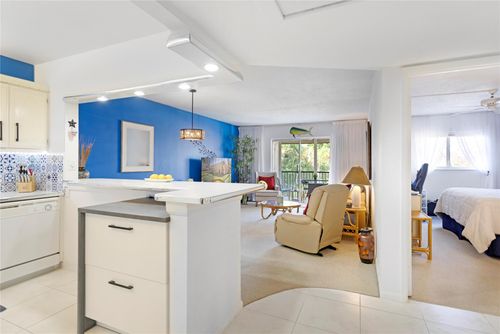 apt-445-257 S Cypress Rd, Pompano Beach, FL, 33060-7077 | Card Image