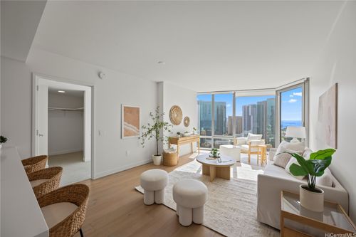 apt-2404-1001 Queen St, Honolulu, HI, 96814-5230 | Card Image