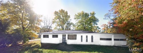 5150 Rosemont Ave, Washington Pk, IL, 62204-2752 | Card Image