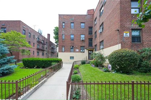 apt-a2-304 Bay 17th St, Brooklyn, NY, 11214-5914 | Card Image