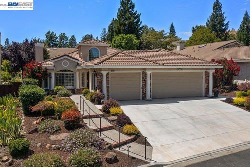 4212 Knollview Dr, Danville, CA, 94506-1247 | Card Image