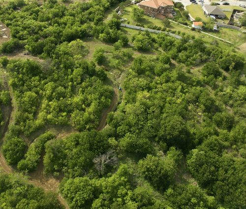 6156 Winonly Circle, Dallas, TX, 75211 | Card Image