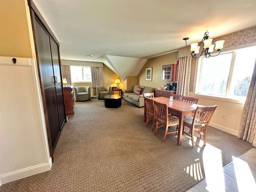 302 Qtr 2 Grand Summit Way, Dover, VT, 05356 | Card Image