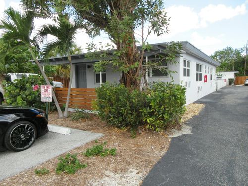 6-1238 17th Ave N, Lake Worth Beach, FL, 33460-6557 | Card Image