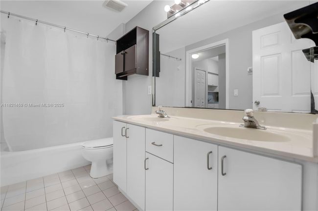 APT-217 - 7085 Nova Dr, Condo with 3 bedrooms, 2 bathrooms and null parking in Davie FL | Image 15