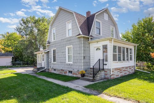 1303 Wilson St, Bay City, MI, 48708-8564 | Card Image