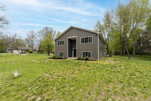 32844 Winther St, Paw Paw, MI, 49079-9583 | Card Image