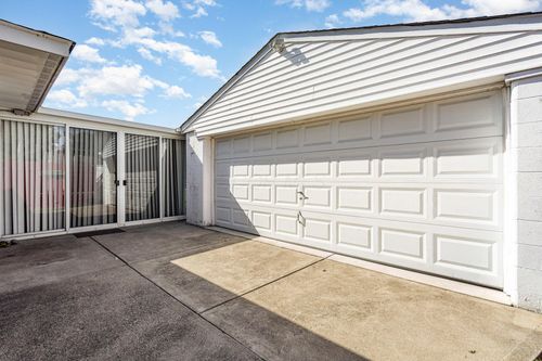 3691 Ferman Rd, Columbus, OH, 43207-4126 | Card Image