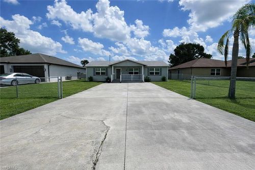 2305 Towles St, FORT MYERS, FL, 33916-4735 | Card Image
