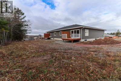 18 Elmwood Dr, House other with 4 bedrooms, 3 bathrooms and null parking in Hampton NB | Image 2