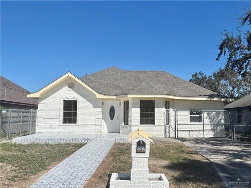 203 Encino Dr, San Juan, TX, 78589-4122 | Card Image