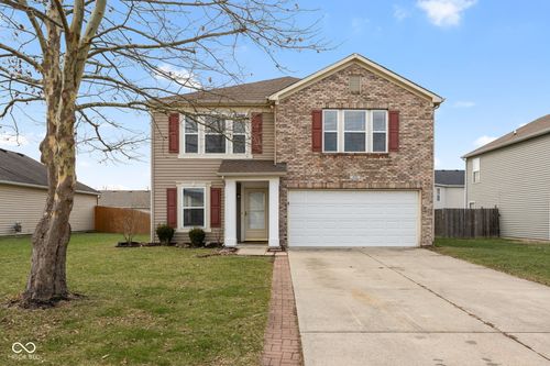 476 Bourneside Dr, Greenfield, IN, 46140-9118 | Card Image