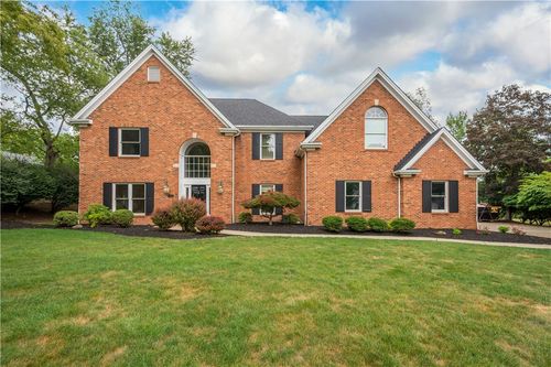 8008 Bayard Ct, Pittsburgh, PA, 15237-6365 | Card Image