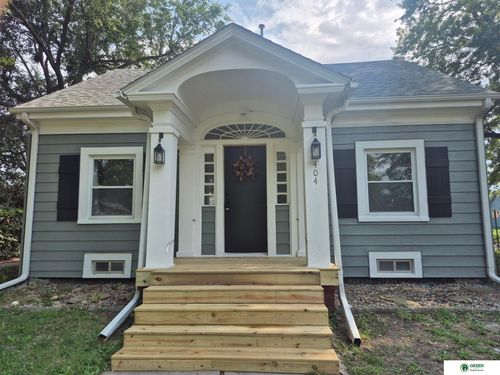 404 E 5th Street, York, NE, 68467 | Card Image