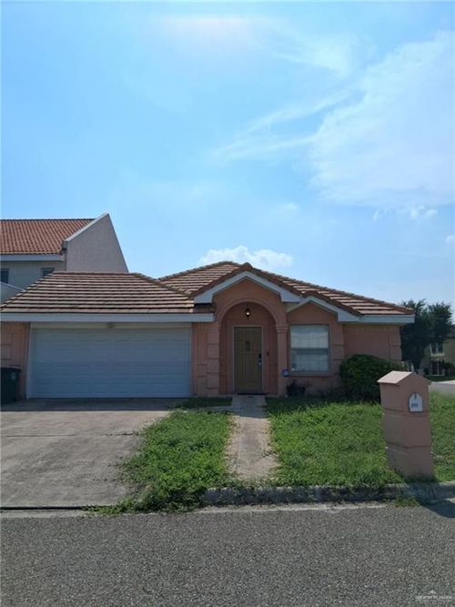 800 Colorado Ct, Mission, TX, 78572-7486 | Card Image