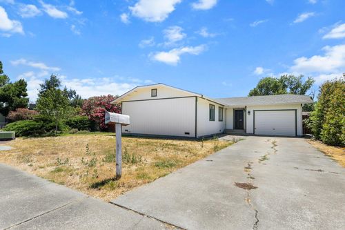 1333 Deborah Dr, Red Bluff, CA, 96080-3972 | Card Image