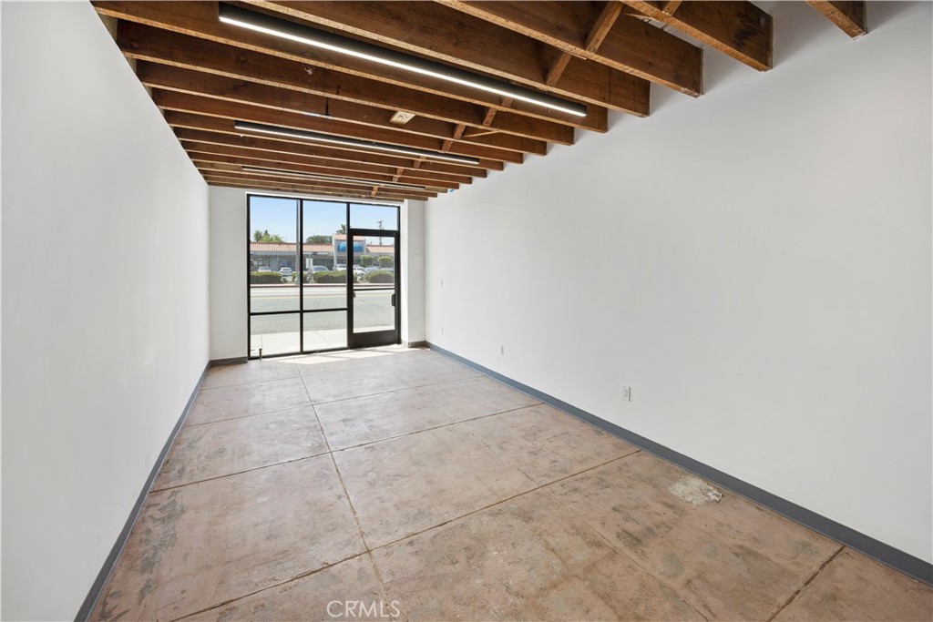 Commercial Sale in Alhambra 3