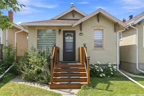 2212 Wallace St, Regina, SK, S4N4A7 | Card Image