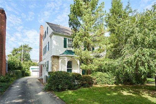 3676 Rawnsdale Rd, Shaker Heights, OH, 44122-5131 | Card Image