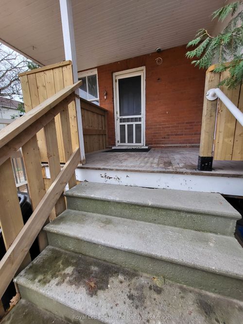 3-565 Peel St, Woodstock, ON, N4S1K5 | Card Image