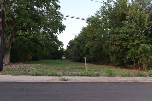 5115 Mallow St, Houston, TX, 77033-3908 | Card Image