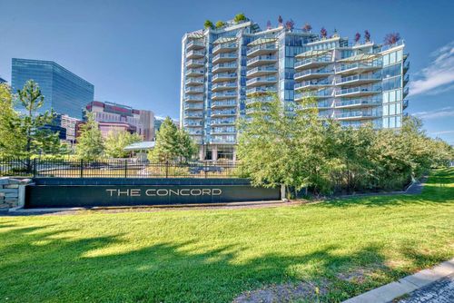 302-738 1 Ave Sw, Calgary, AB, T2P5G8 | Card Image