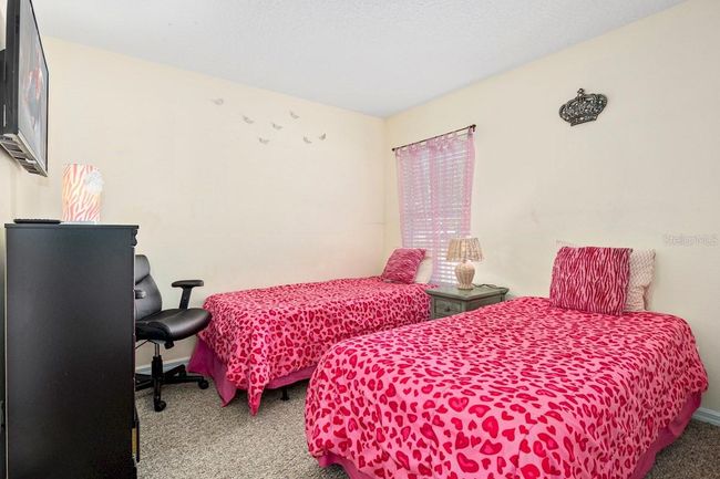 Second Floor twin view one | Image 41