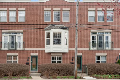 2411 N 75th Ave, Elmwood Park, IL, 60707-2601 | Card Image