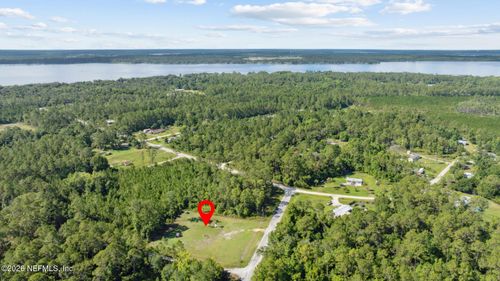 140 Shaggy Ln, Palatka, FL, 32177-7106 | Card Image