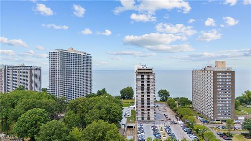 apt-910-12550 Lake Ave, Lakewood, OH, 44107-1569 | Card Image