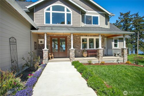 9367 Marshall Rd, Bow, WA, 98232-9362 | Card Image