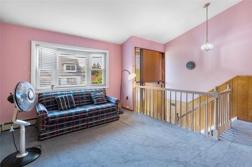 220 Bleloch Ave, Peekskill, NY, 10566-5706 | Card Image