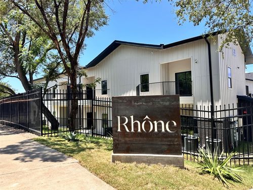 2011-2450 Wickersham Ln, Austin, TX, 78741-4776 | Card Image