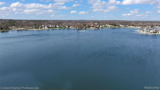 10173 Carmer Rd, House other with 4 bedrooms, 5 bathrooms and null parking in FENTON MI | Image 16